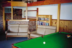 Botts Beach Retreat - Accommodation Redcliffe 0