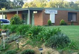 1st T Motel - Accommodation Redcliffe 2