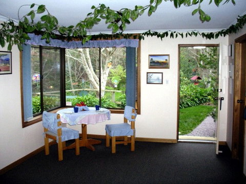 Adelaide Hills Bed & Breakfast Accommodation - Accommodation Redcliffe 0