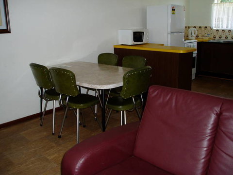 Augusta Escape - Accommodation Redcliffe 3