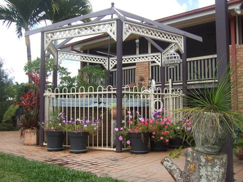 Ayr Bed And Breakfast On McIntyre - Accommodation Redcliffe 2