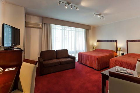 BEST WESTERN Ensenada Motor Inn & Suites - Accommodation Redcliffe 3