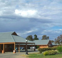 Bishop's Lodge Motor Inn - Accommodation Redcliffe