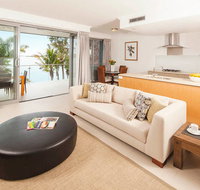 Blue Dolphin Holiday Resort - Accommodation Redcliffe