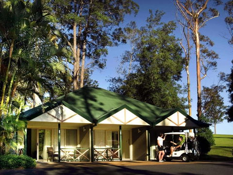 Bonville Golf Resort - Accommodation Redcliffe 1