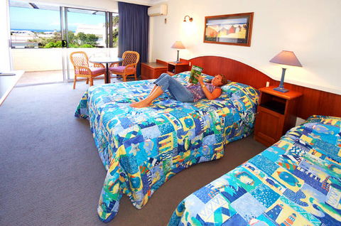 Caribbean Motel - Accommodation Redcliffe 2