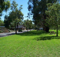 Cowra Holiday Park - Accommodation Redcliffe