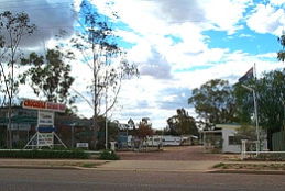 Crocodile Caravan  & Camping Park - Accommodation Redcliffe 4