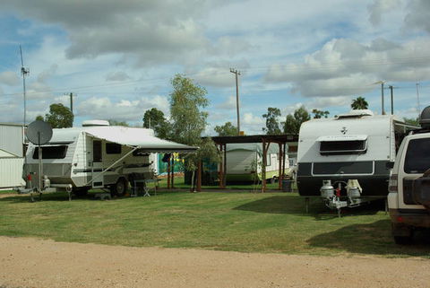 Crocodile Caravan  & Camping Park - Accommodation Redcliffe 1