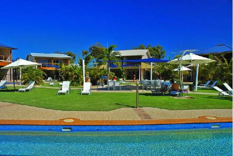 Edge On Beaches - Accommodation Redcliffe 8