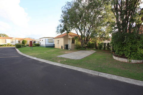Geographe Bay Holiday Park - Accommodation Redcliffe 0