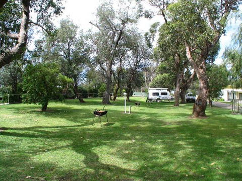 Lakesea Park - Accommodation Redcliffe 3