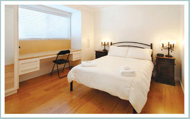 Lakeside Studio - Accommodation Redcliffe 3