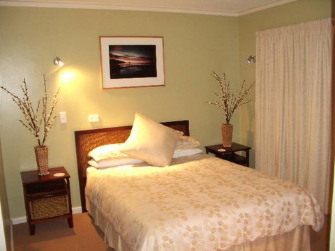 Lufra Hotel - Accommodation Redcliffe 0
