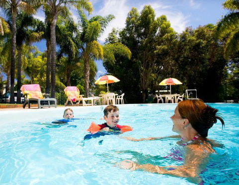 Kingsway Tourist Park - Accommodation Redcliffe 5