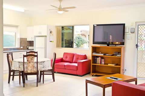 Bonville Lodge - Accommodation Redcliffe 9