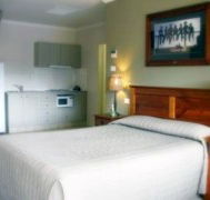 Saltbush Motor Inn - Accommodation Redcliffe