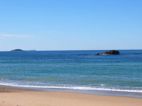 Smugglers On The Beach - Accommodation Redcliffe 1