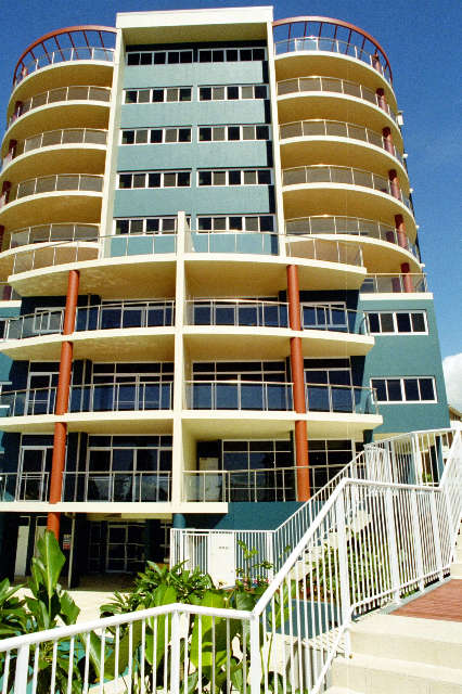 Sunrise Apartments Tuncurry - Accommodation Redcliffe 1