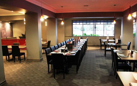 Sunshine Motor Inn - Accommodation Redcliffe 4