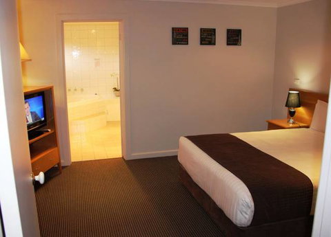 Sunshine Motor Inn - Accommodation Redcliffe 8