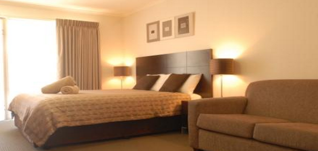 Tea House Motor Inn and Apartments - Accommodation Redcliffe