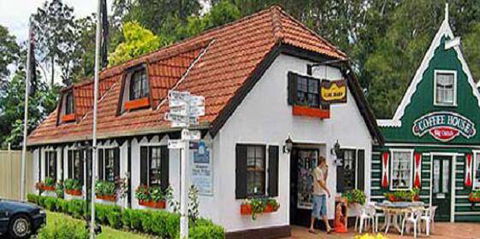 The Clog Barn Holiday Park - Accommodation Redcliffe 0