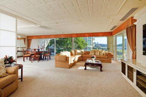 The Peninsula - Riverside Serviced Apartments - Accommodation Redcliffe 1
