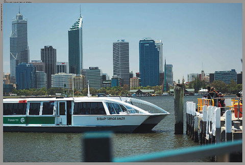The Peninsula - Riverside Serviced Apartments - Accommodation Redcliffe 5