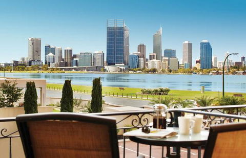 The Peninsula - Riverside Serviced Apartments - Accommodation Redcliffe 6