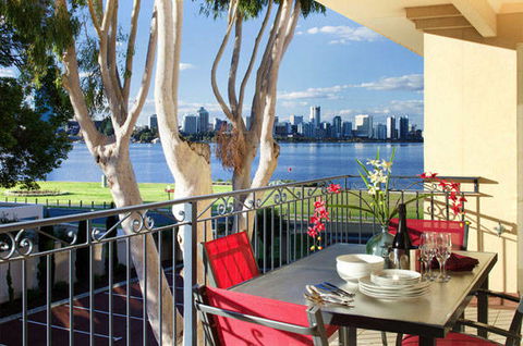 The Peninsula - Riverside Serviced Apartments - Accommodation Redcliffe 8