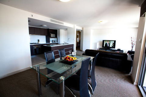 Verandah Apartments - Accommodation Redcliffe 0