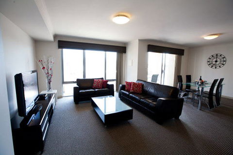 Verandah Apartments - Accommodation Redcliffe 1