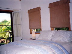 Walkabout Holiday House - Accommodation Redcliffe 2