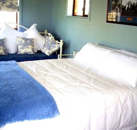Walls Court Bed  Breakfast - Accommodation Redcliffe