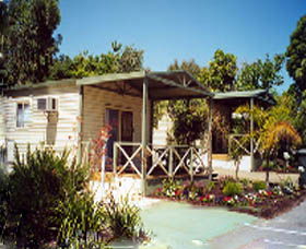 Kingsway Tourist Park - Accommodation Redcliffe 2