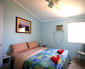 Pilbara Holiday Park - Aspen Parks - Accommodation Redcliffe 0