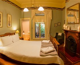 Erindale Guest House - Accommodation Redcliffe 4