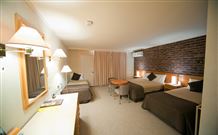 Posthouse Motor Lodge Goulburn - Goulburn - Accommodation Redcliffe 1