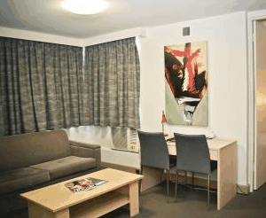 Metro Hotel Perth - Accommodation Redcliffe 2