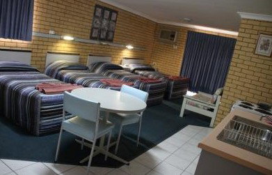 Tallarook Motor Inn - Accommodation Redcliffe 2