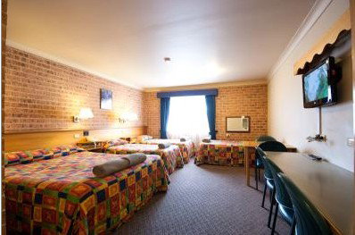 Blue Gum Motor Inn - Accommodation Redcliffe 2
