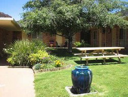 Aalana Motor Inn - Accommodation Redcliffe 3