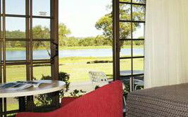 Best Western Lakeside Lodge Motel - Accommodation Redcliffe 1