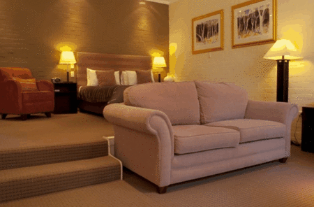 Briars Country Lodge - Accommodation Redcliffe 2