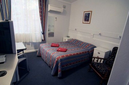 Amber Motel - Accommodation Redcliffe 2