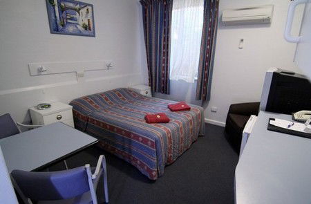 Amber Motel - Accommodation Redcliffe 3