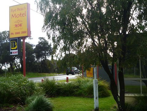 Rye Beach Motel & Apartments - Accommodation Redcliffe 2