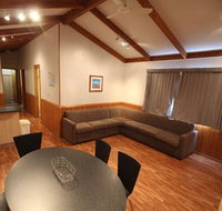 metungholidayvillas - Accommodation Redcliffe