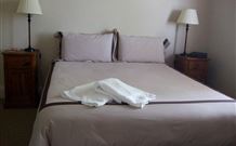 The Playhouse Hotel - Barraba - Accommodation Redcliffe 4